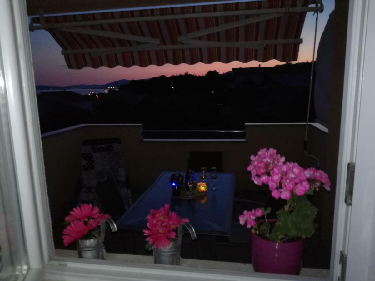 דירות Kaštela Lana I Natali מראה חיצוני תמונה
